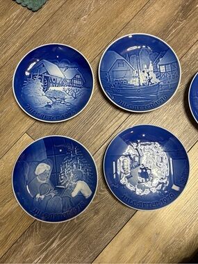 B&G Jule After Italia Cobalt Blue Embossed Ceramic Wall Plate Set of 6